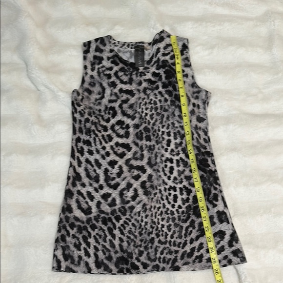 Norma Kamali XS Gray and Black Sleeveless Leopard print Top - Picture 7 of 7